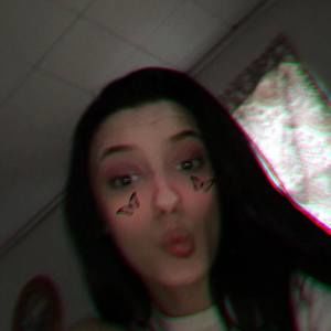 Meet your Posher, Micayla